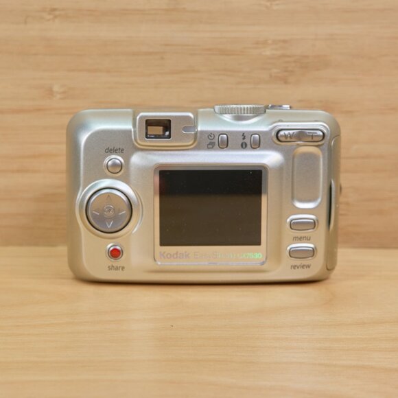 Kodak Easyshare CX7530 5 MP Digital Camera, with 3x Optical Zoom - Picture 5 of 8